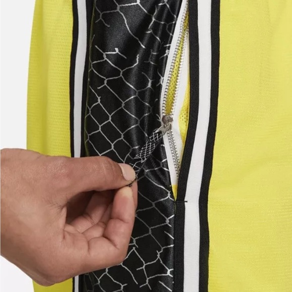 Nike Men’s Dri-Fit DNA Basketball Shorts Opti Yellow  Sz Medium CV1897-731 - Picture 3 of 4